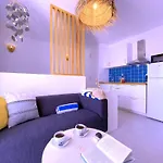 Tropicalidays Sunshine * 아데제