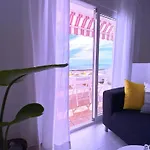 Tropicalidays Sunshine 아데제