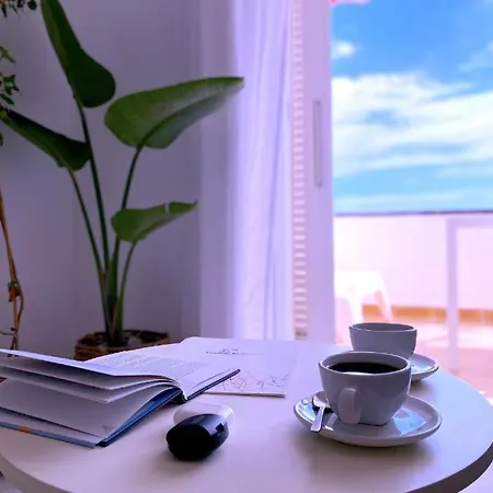 Sunshine By Tropicalidays * Costa Adeje (Tenerife)